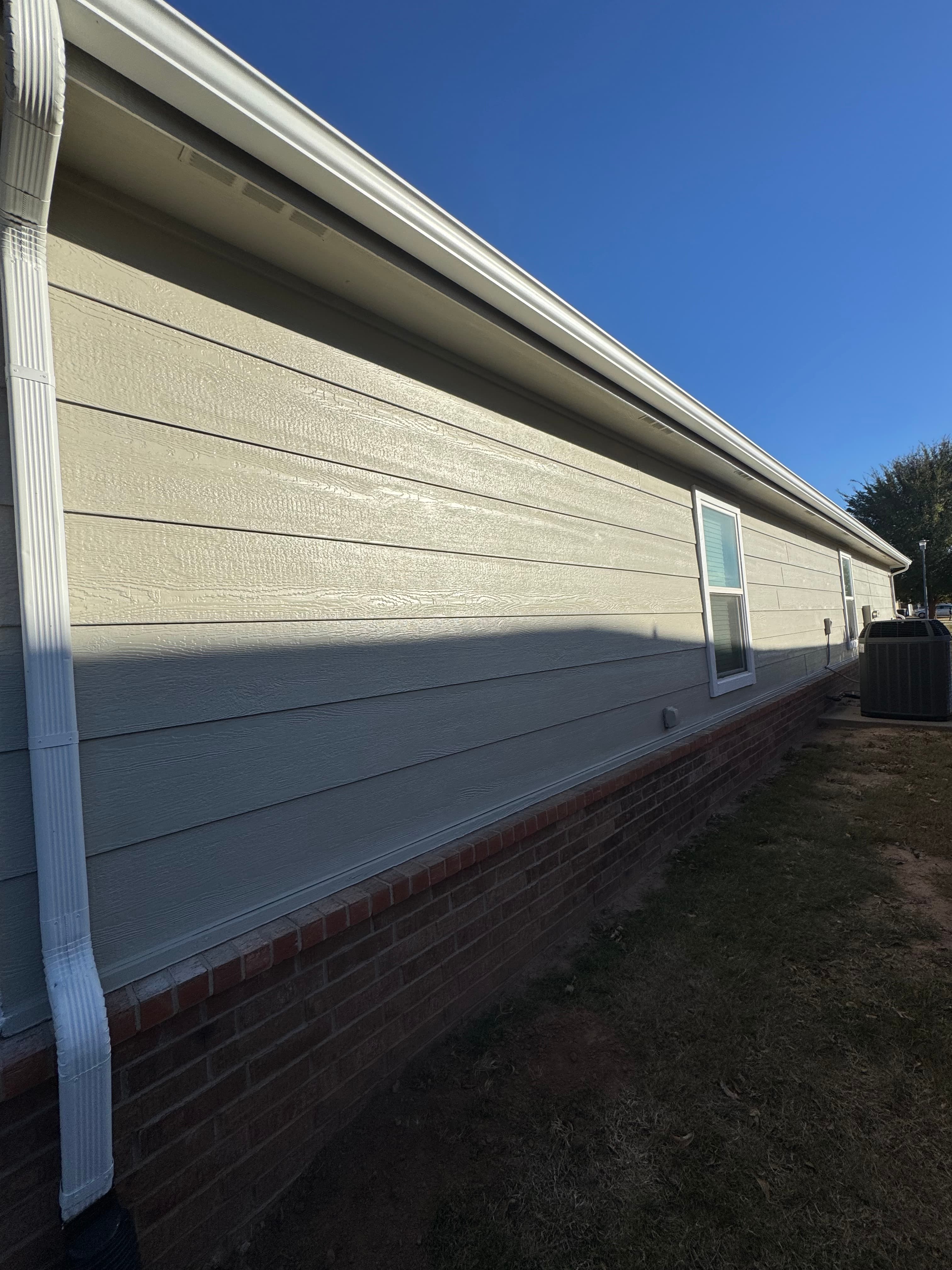 A Tulsa-metro home with freshly installed siding